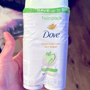 Dove Advanced Care Dry Spray Twin Pack - White and Green